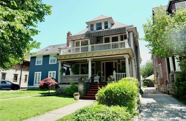 753 Lafayette Avenue photos photos