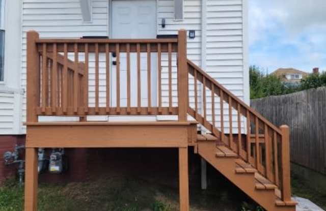 78 6th Street - 2 photos photos