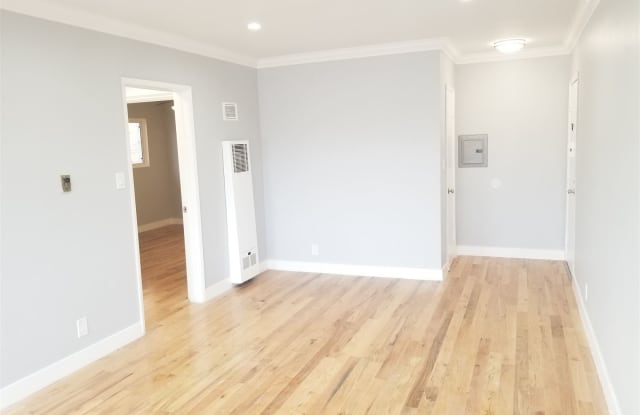 420 S Manhattan Pl - 420 South Manhattan Place, Los Angeles, CA 90020