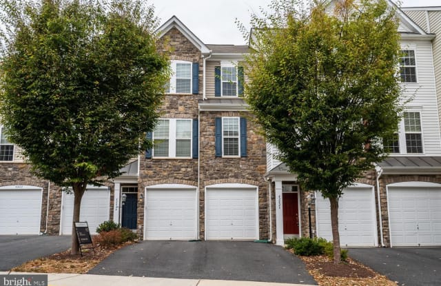 42424 GREAT HERON SQUARE - 42424 Great Heron Square, Brambleton, VA 20148