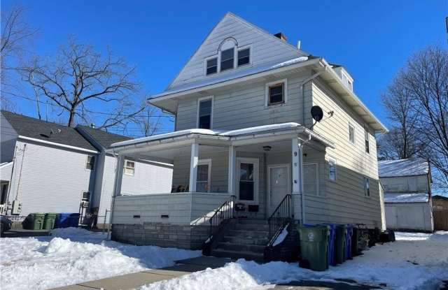 9 Maryland Avenue Gallery 2