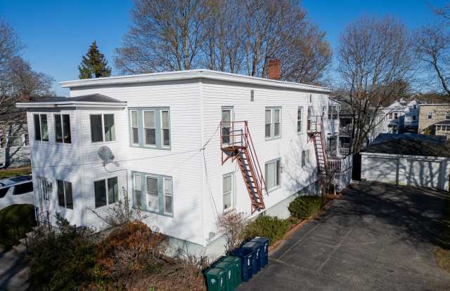 53 Wentworth Street - 2 photos photos