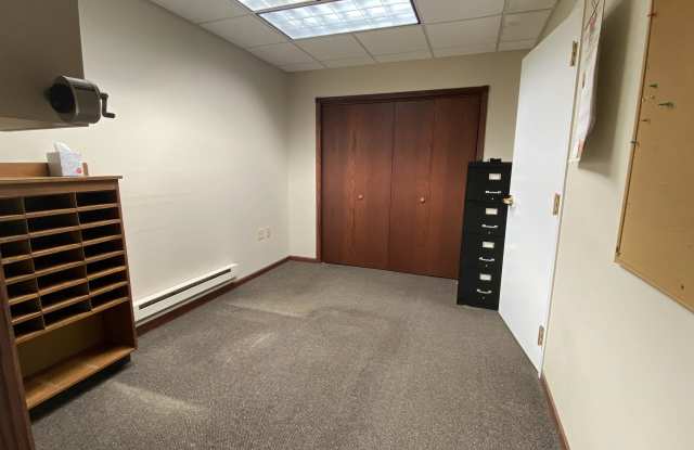 300 Main photos photos