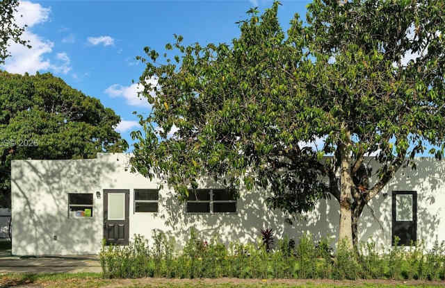 1046 Jann Ave photos photos