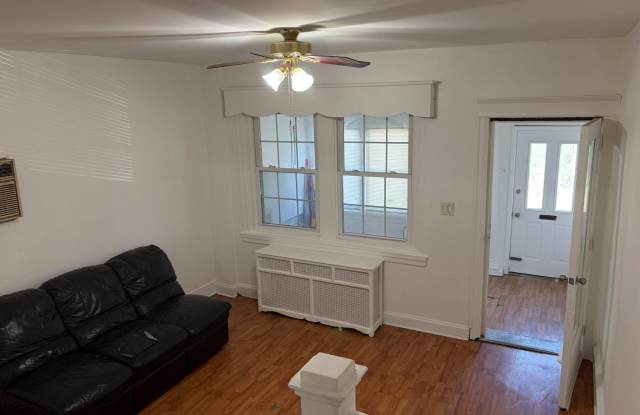 7058 SAYBROOK Avenue Gallery 3