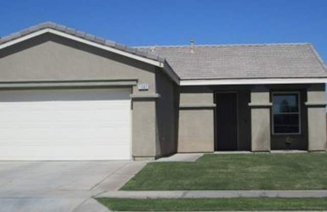 FOR RENT 4 bedroom, 2 bath Home in El Centro, McCabe-Southwest School District Gallery 1