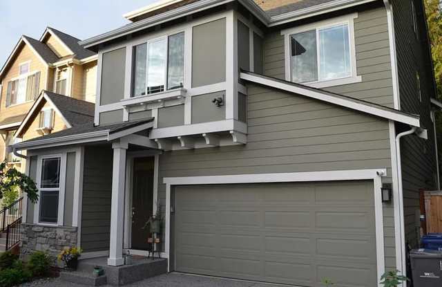 Modern 4 Bed, 3.5 Bath Lynnwood Home – Prime Location, Stylish Finishes photos photos