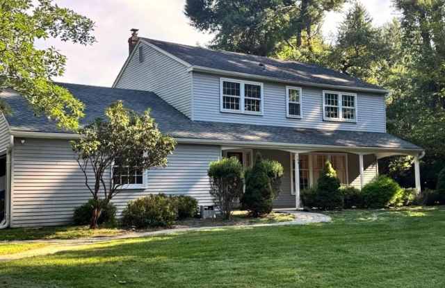 765 FARNUM ROAD Gallery 1
