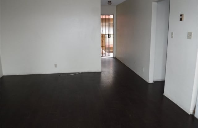 545 Chestnut Avenue Gallery 2