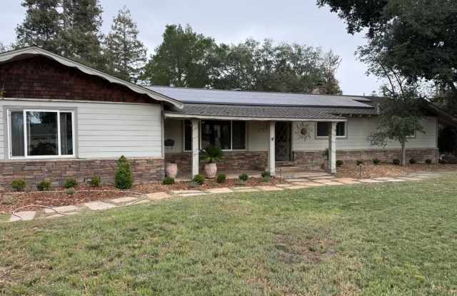 COUNTRY LIVING IN THE CITY....4 BEDROOMS AND 2.5 BATHS...LARGE RANCH HOME FOR YOUR ENJOYMENT - 1780 Buena Vista Avenue, Alameda County, CA 94550