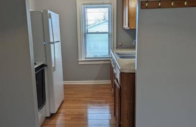 2539 Cherry Street - 3 photos photos