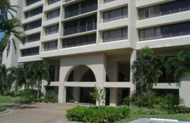 5601 TURTLE BAY DR W Gallery 2
