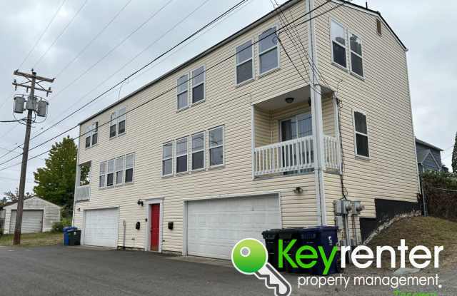 Exceptional 2 Bed 2 Bath Downtown Condo - 613 South 27th Street, Tacoma, WA 98402