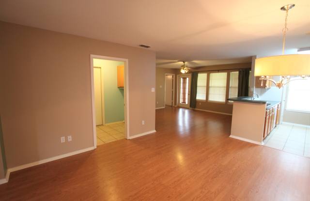 Coming soon: 3 bedroom, 2 bath home in Whitehouse! Whitehouse ISD Gallery 3