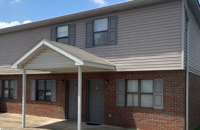 South Campus Place Townhome! Gallery 4