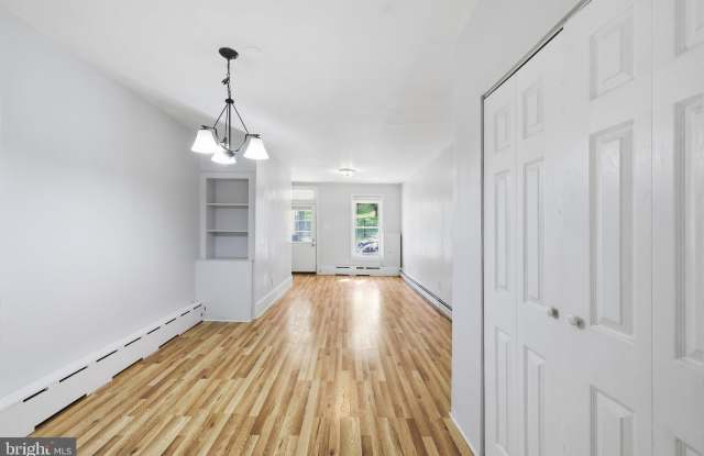 2227 14TH Street SE Gallery 3