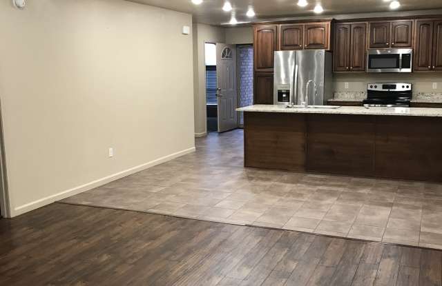 1510 West Emerson Street - 2 Gallery 2