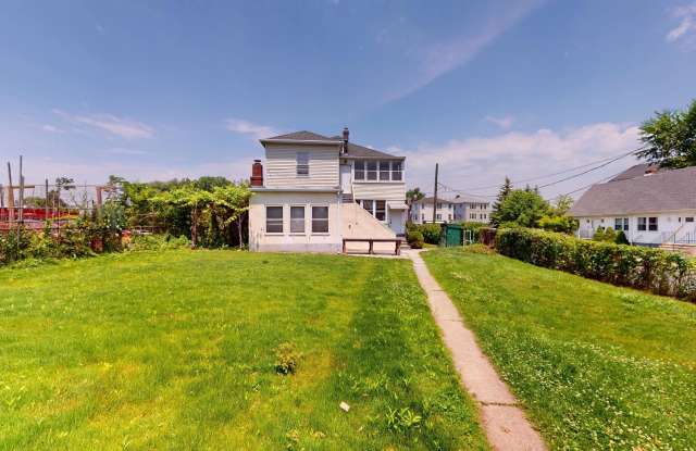 907 New Britain Avenue photos photos