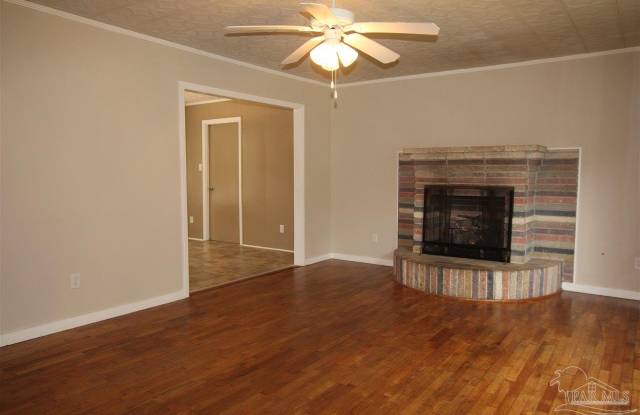 4639 Santa Rosa Dr Gallery 4