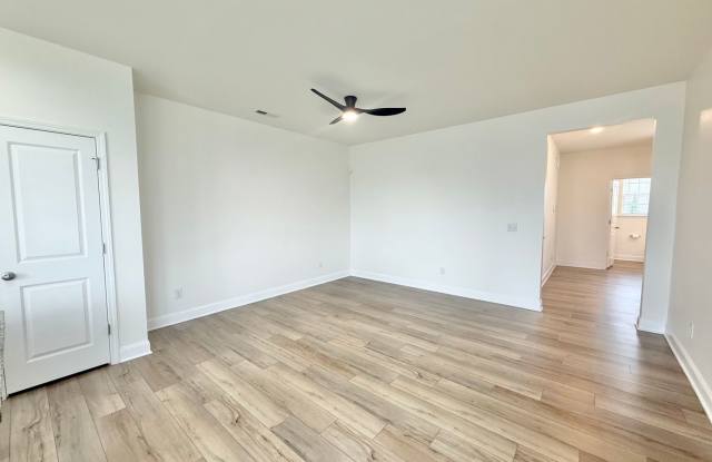 **OFFERING REFUNDABLE APPLICATION FEES** Gorgeous 3BD, 2.5BA Wendell Falls Townhome with a 1-Car Garage and Modern Updates Throughout Gallery 3