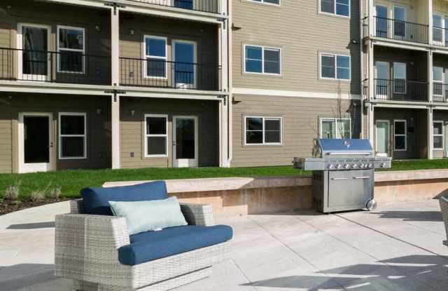 Estates at Hillside Gardens Affordable Senior Housing Gallery 3
