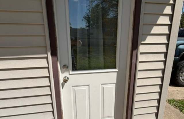 House for Rent in Bartonville 3 BR / 1 BA photos photos