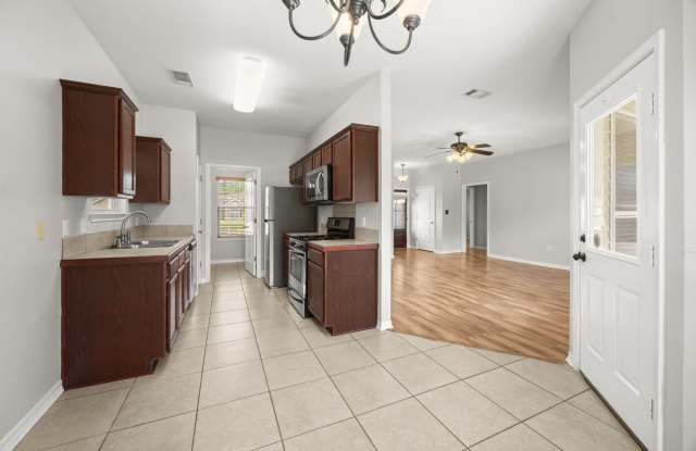 48317 Fox Hollow Boulevard Gallery 4