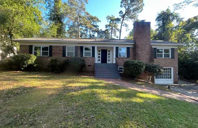 Spacious 4BR/3BA Home Near Forest Acres – 2,728 Sq. Ft. of Comfortable Living! Gallery 1