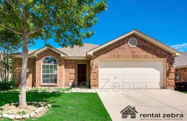 4216 Summersweet Lane - 4216 Summersweet Lane, Fort Worth, TX 76036