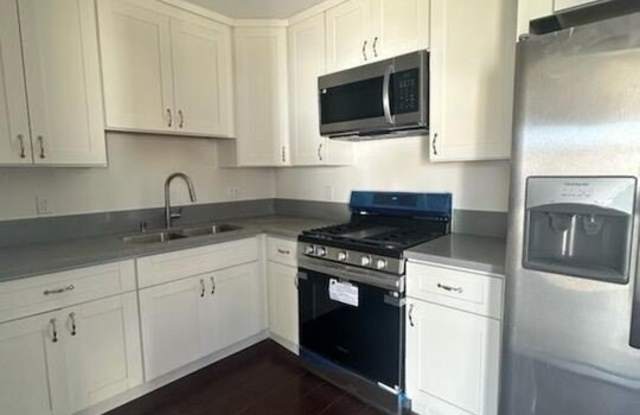 10961 1/2 Roscoe Blvd photos photos