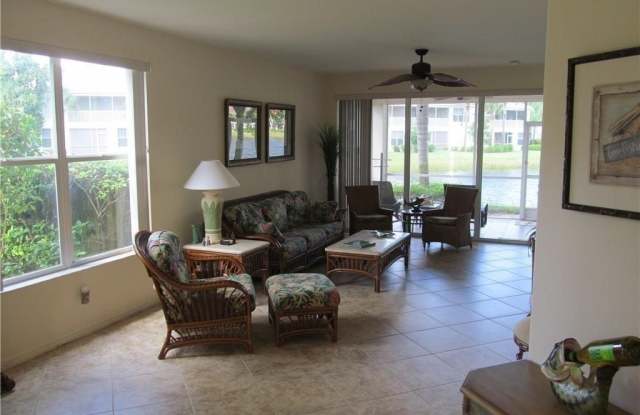 10134 Colonial Country Club Boulevard unit: 910 photos photos