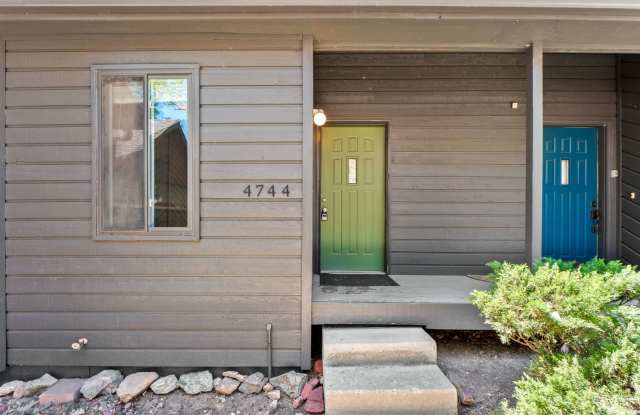 3BD, 2.5 Boulder Townhome with 1-Car Garage Gallery 3