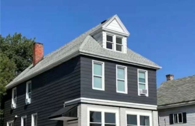 484 Grant Street Gallery 1