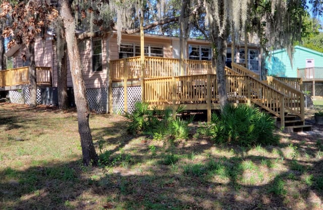 10288 Tooke Lake Boulevard - 10288 Tooke Lake Boulevard, North Weeki Wachee, FL 34613