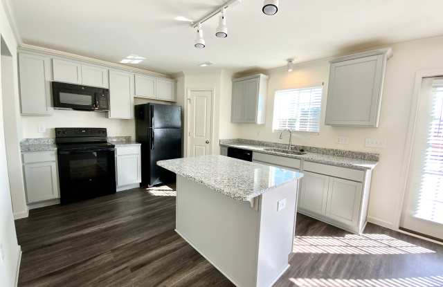 3912 Bissett Wy Gallery 2