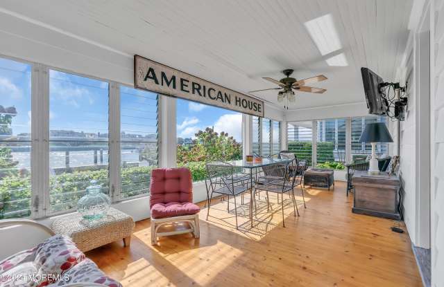 210 Roosevelt Avenue photos photos 210 Roosevelt Avenue photos photos