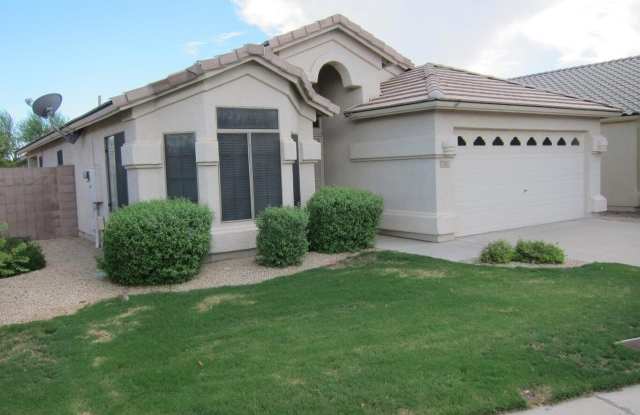 2445 E CIELO GRANDE Avenue - 2445 East Cielo Grande Avenue, Phoenix, AZ 85024