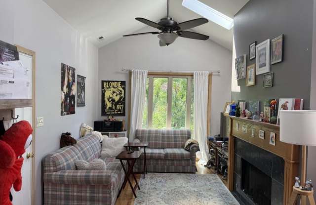 1444 West Walton St. Gallery 2