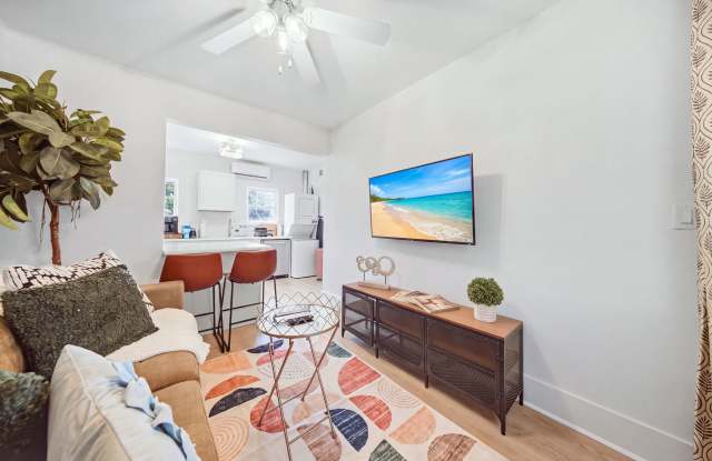 618 7th Avenue North Gallery 1
