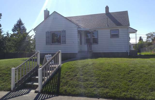 Available soon!! Newly Renovated Shadle District 3bd 1bath photos photos