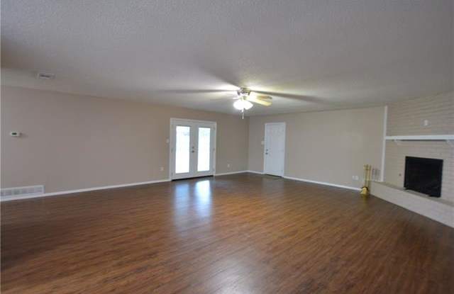 425 W Pleasantview Drive Gallery 3