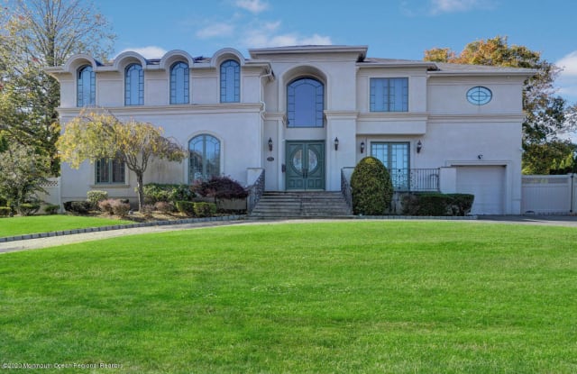 880 Red Oaks Drive - 880 Red Oaks Drive, Long Branch, NJ 07740