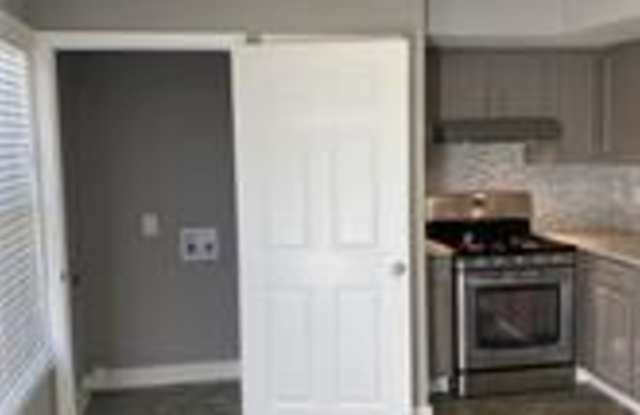 6473 Meadow Rue Gallery 4