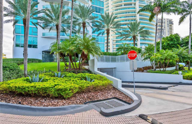 2101 Brickell Ave photos photos
