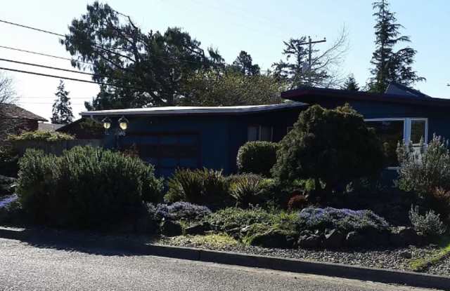 Exceptional Home in North Bend – COMING SOON photos photos