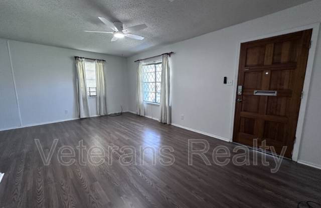 1313 42nd Ave photos photos