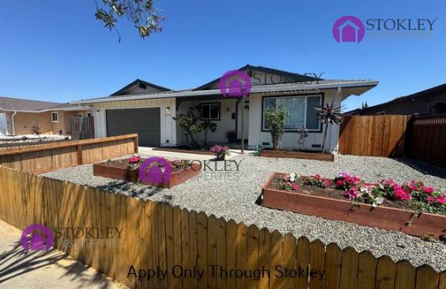 6346 Escallonia Drive Gallery 1