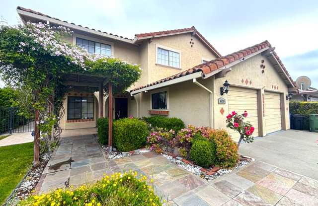 Bright  Updated 4-Bedroom Home in Northgate Neighborhood, Fremont photos photos