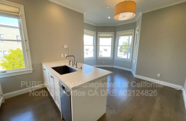 1765 Stockton St. photos photos