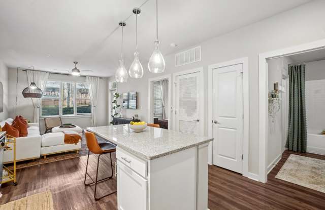 5115 Park Place Gallery 3